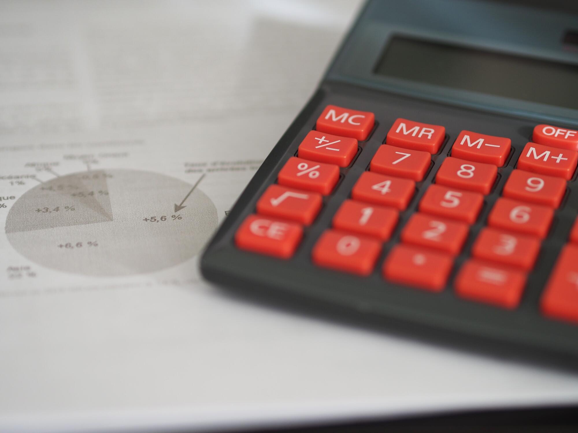 Checklist for Taking Over Parents' Finances With Confidence
